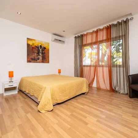 Villa Dala