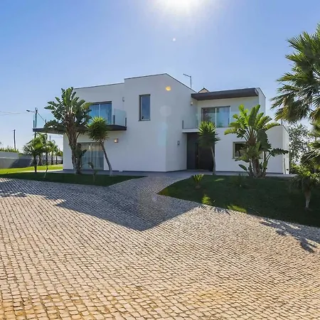 Dala Villa